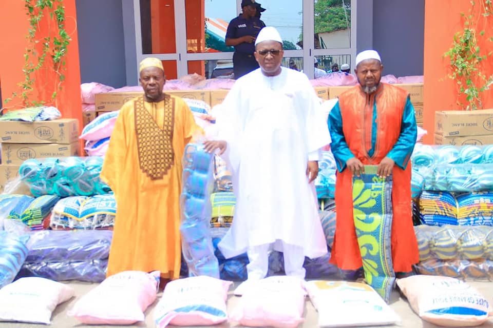 CIV/Mois du Ramadan : Danho Paulin fait plusieurs dons à la communauté musulmane d’Attécoubé