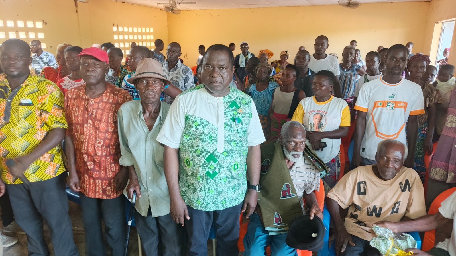 CIV/Ouellé: Le député Kra Paul sensibilise sur les élections, le foncier rural et mobilise les populations pour Tidjane Thiam