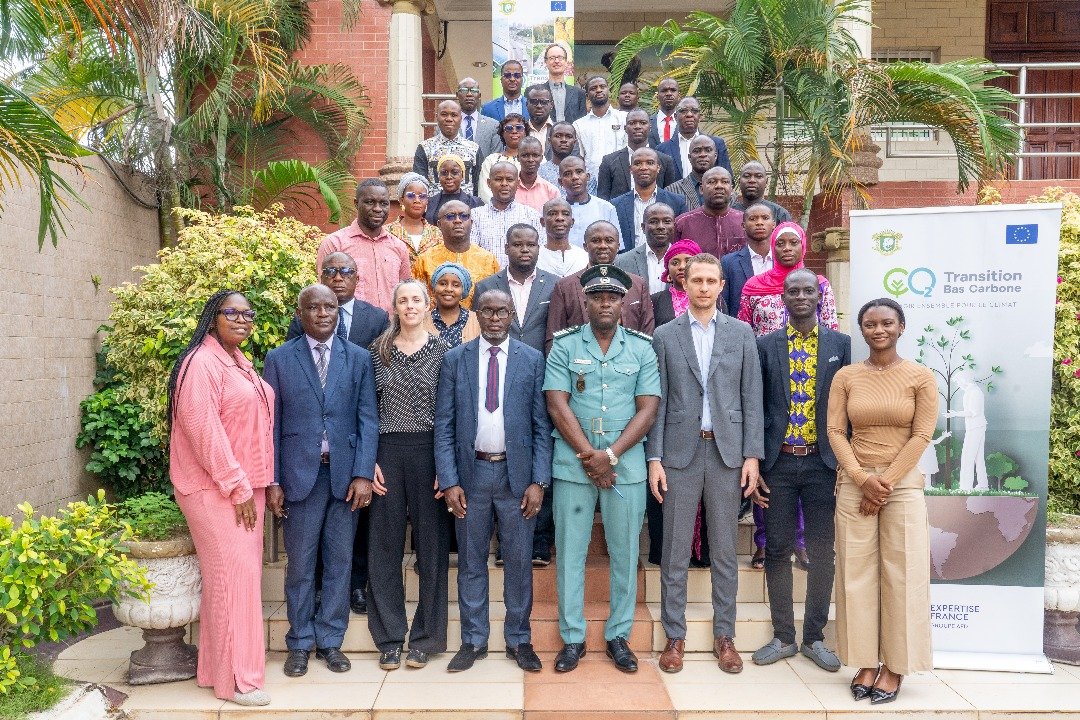 Côte d’Ivoire : 𝐂𝐡𝐚𝐧𝐠𝐞𝐦𝐞𝐧𝐭𝐬 𝐜𝐥𝐢𝐦𝐚𝐭𝐢𝐪𝐮𝐞𝐬, des acteurs en atelier sur le 𝐬𝐮𝐢𝐯𝐢 𝐝𝐞𝐬 𝐦𝐞𝐬𝐮𝐫𝐞𝐬 𝐝𝐞 𝐥𝐚 𝐂𝐃𝐍 𝟐.𝟎 à Adzopé