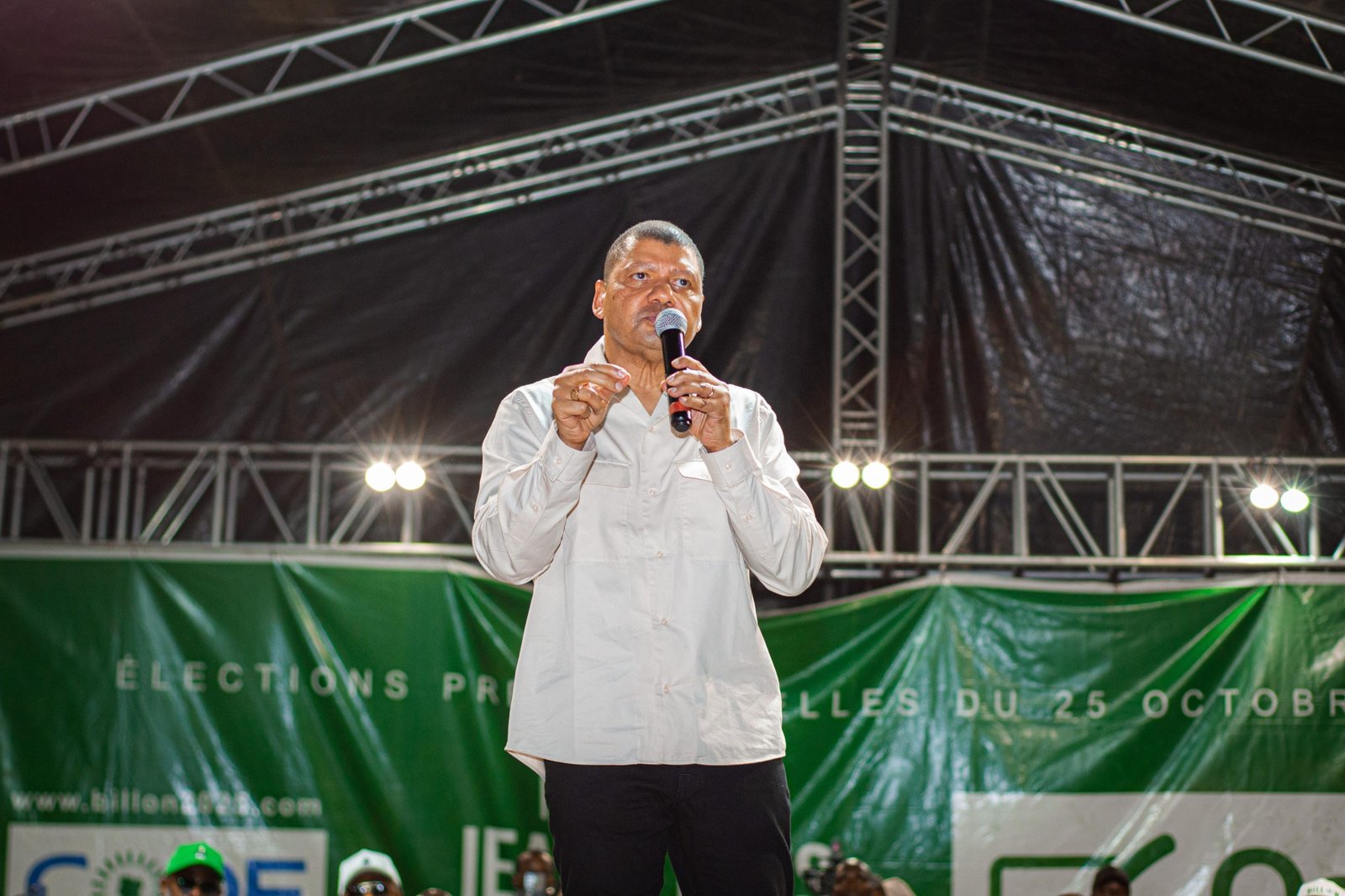 Côte d’Ivoire : Depuis San-pedro, le Candidat Jean Louis Billon appelle les ivoiriens à rompre, le 25 Octobre, avec un régime de concentration