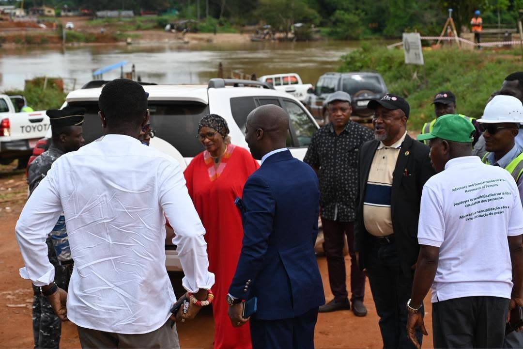 Côte d’Ivoire-Libéria : Une délégation de la CEDEAO en mission de suivi des travaux du pont du Fleuve Cavalla