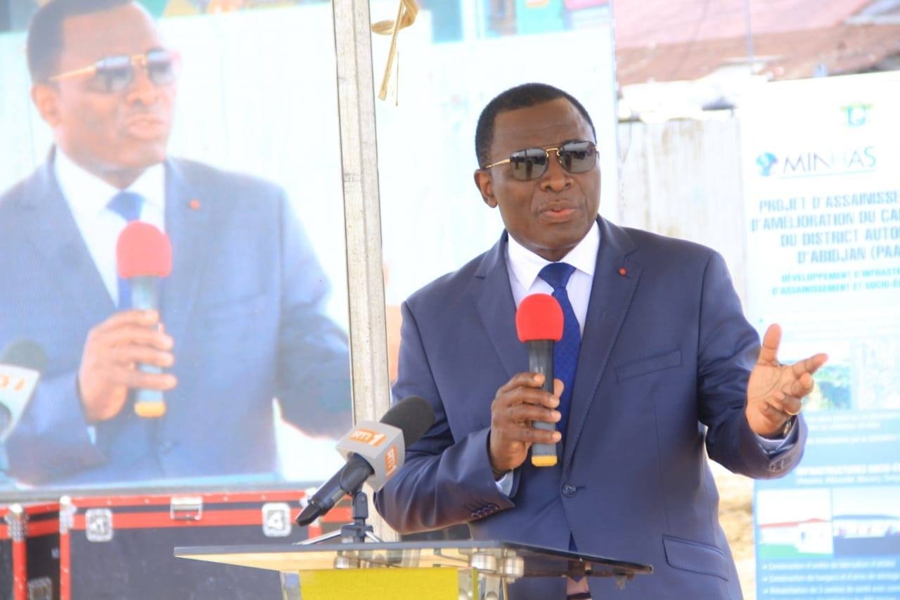 Assainissement et Amélioration du Cadre de vie dans le District d'Abidjan: Danho Paulin lance les travaux du projet à Locodjro (Attécoubé)
