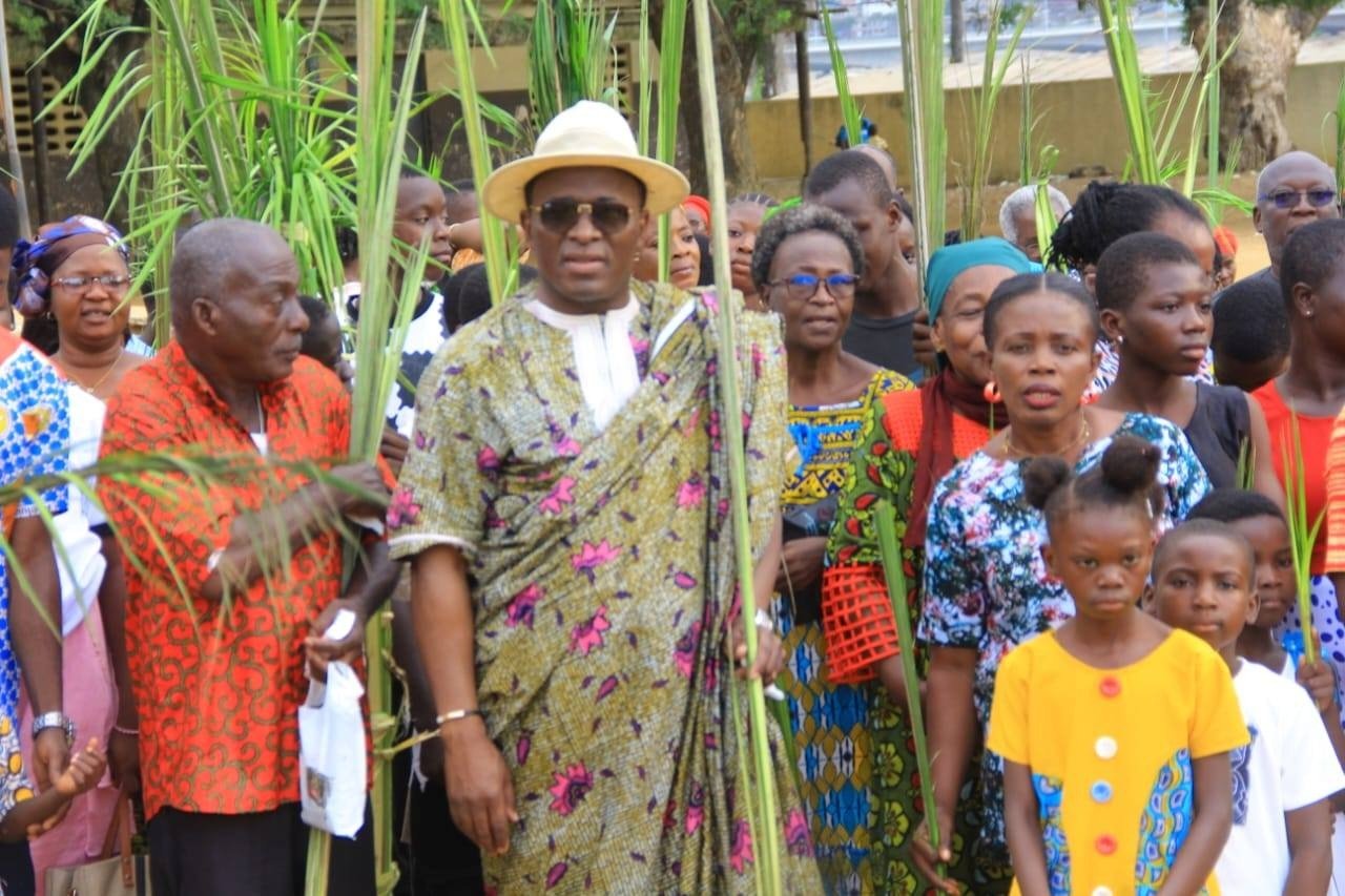 Fête des rameaux: Danho Paulin en communion avec les fidèles chrétiens de Locodjro (Attécoubé)