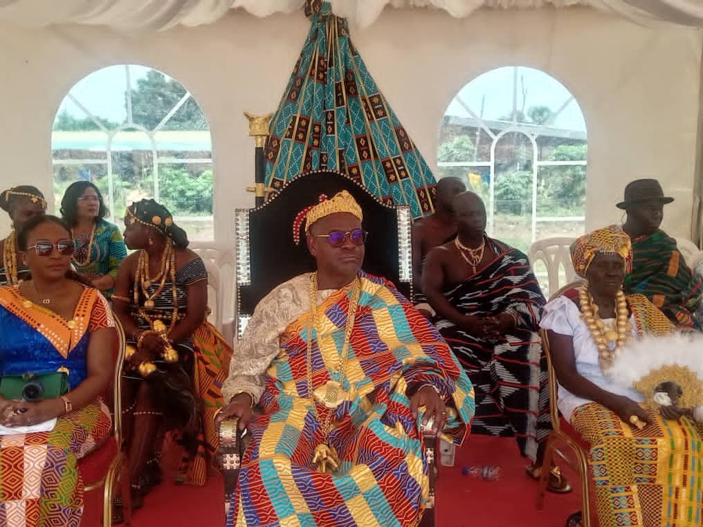 Chefferie traditionnelle à Bofia (Tiébissou): Le professeur Justin Koffi devient Nanan Diya 1er