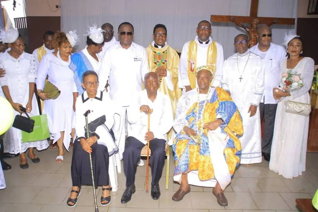 Célébration des 80 ans de Arthur Ascension de Bogui: Danho Paulin salue le parcours exemplaire d’un digne fils d’Attécoubé
