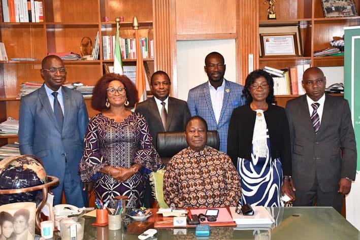 PDCI/Bocanda: Le Président Bédié ramène le calme et invite les militants à l'unité