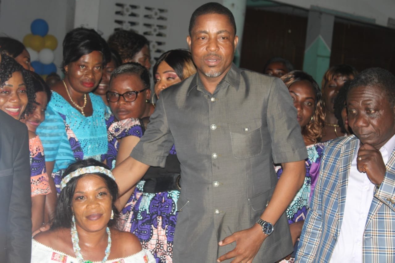 Autonomisation des femmes à Yopougon: La Fondation Johnny Kouadio se met à la disposition d'une association des filles de Yopohué (Gagnoa)