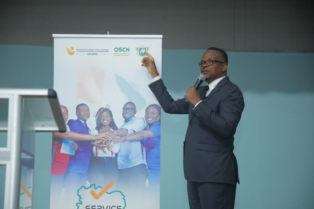 Identification en Côte d’Ivoire/Alain Lobognon, aux jeunes sans papiers: «Voulez-vous qu’on vous mette dans le lot des étrangers?»