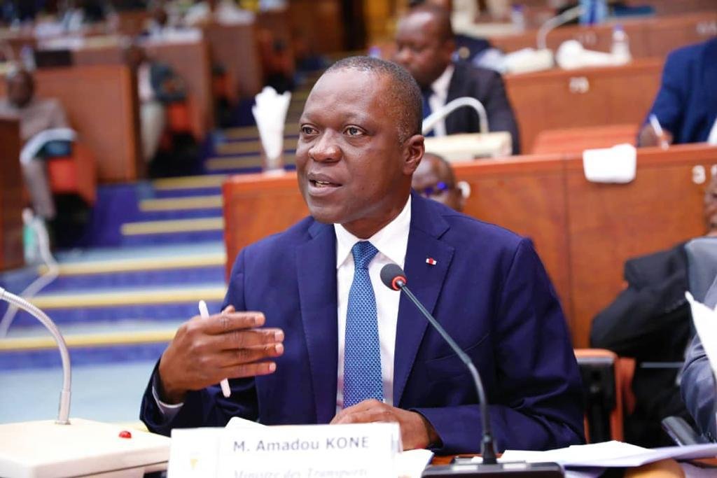 Budget de l’Etat pour 2023 : Moussa Sanonogo et Amadou Koné rassurent les sénateurs ivoiriens