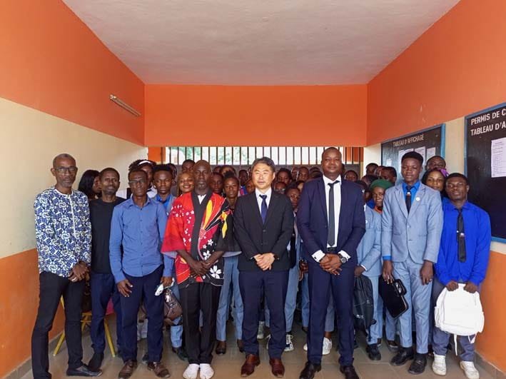 Partenariats entre universités: Le Japon veut emmener les jeunes ivoiriens à accroître leur formation dans les nouveaux métiers…