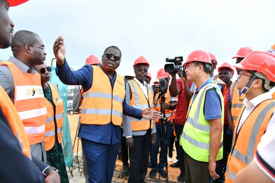 Délai de livraison du 4eme Pont d’Abidjan: En colère, Amedé Kouakou brandit des sanctions contre l’entreprise prestataire