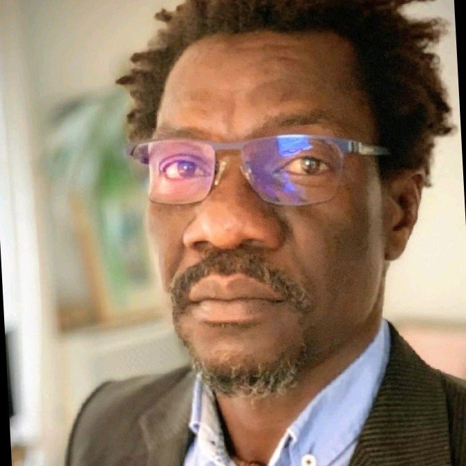 Municipales du 2 septembre à Man : Alexis Gbansé, fondateur du site Connectionivoirienne.net, candidat, arrive avec des partenaires hollandais…