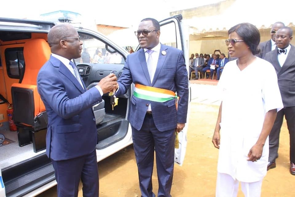 Attécoubé : Bientôt un hôpital général à Abobo-Doumé, Pierre Dimba félicite Danho Paulin