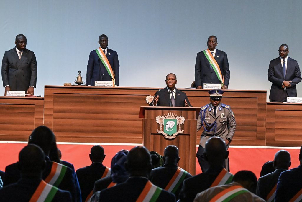 Urgent/Affaire propos d’Assahoré, DG du Trésor : Les députés et Sénateurs PDCI  lancent un appel à Ouattara «pour un prompt rappel à l’ordre, afin que cessent toutes ces dérives graves»