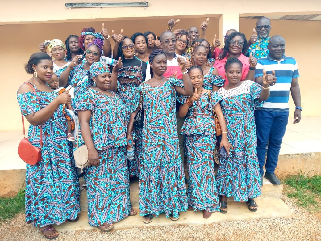 Ouellé/Pour ses actions à leur endroit : 2 associations féminines reconnaissantes à Dr Ya Raphaël, le candidat du PDCI était aussi à Krindjabo