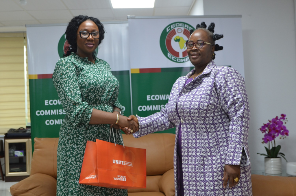 La Vice-Présidente de la Commission de la CEDEAO, S.E. Madame Damtien L. Tchintchibid-ja reçoit une délégation de la Représentation de ONU Femmes au Nigeria.