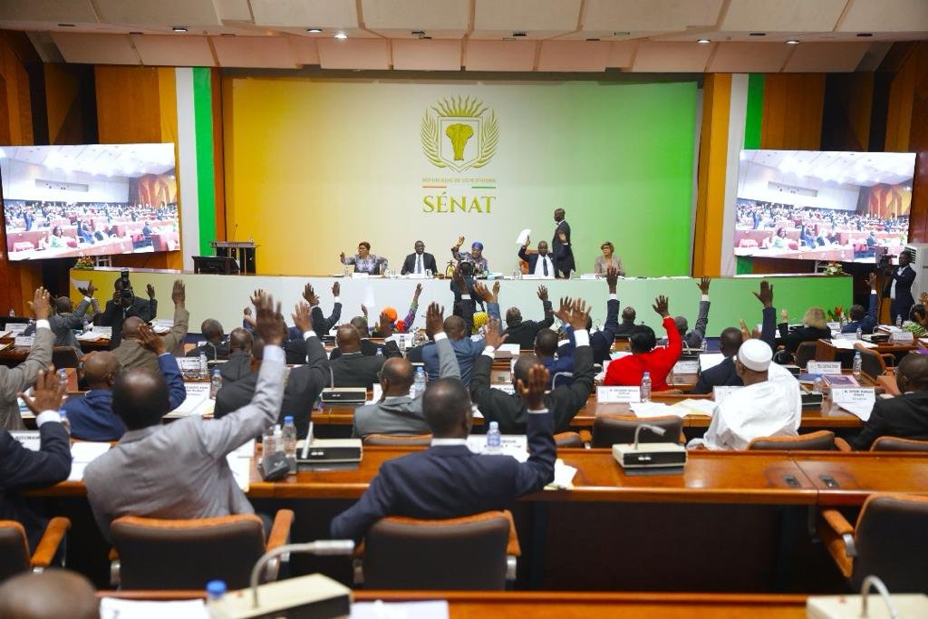 Sénat de Côte d’Ivoire ; 11 projets de loi adoptés en plénière