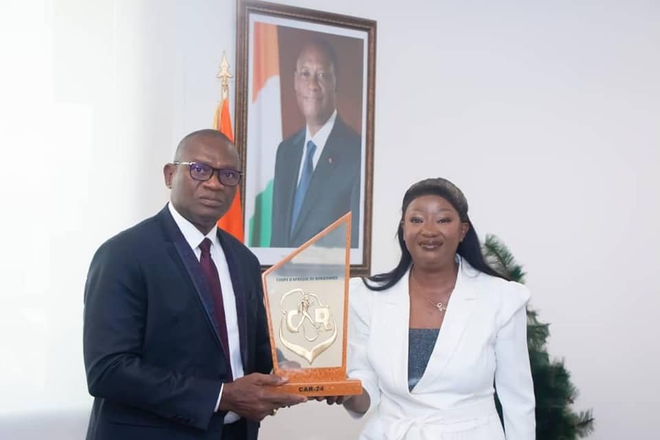 Coupe d’Afrique de Randonnée 2024 : Le trophée présenté au ministre des Sports