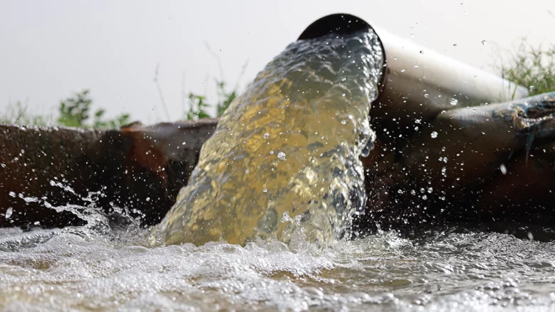 Faire jaillir de l’eau pour contrer l’insécurité alimentaire et le changement climatique dans le Sahel