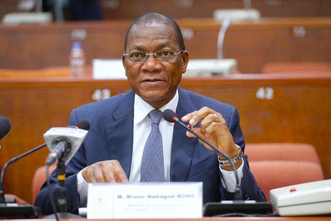 Ecroulements d’immeubles en Côte d’Ivoire: Bruno Koné annonce la création d’un Ordre du BTP au Sénat