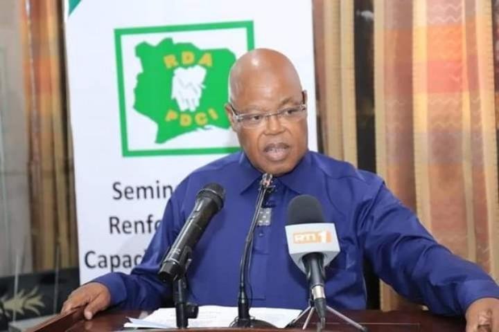 Campagne intermédiaire du cacao le 1 avril 2024 : Le groupe parlementaire PDCI «propose que le prix bord-champ garanti de cacao soit fixé à un minimum de 2500 FCFA/kg»