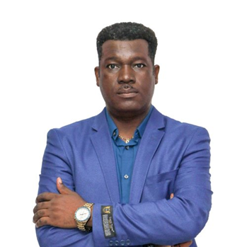 Champion africain de la lutte contre le paludisme, le professeur Abdoulaye Diabaté sur la scène de TED2024
