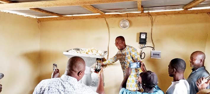 Attiégouakro/Développement local: La Mudeso offre une broyeuse de manioc et renforce ses atouts