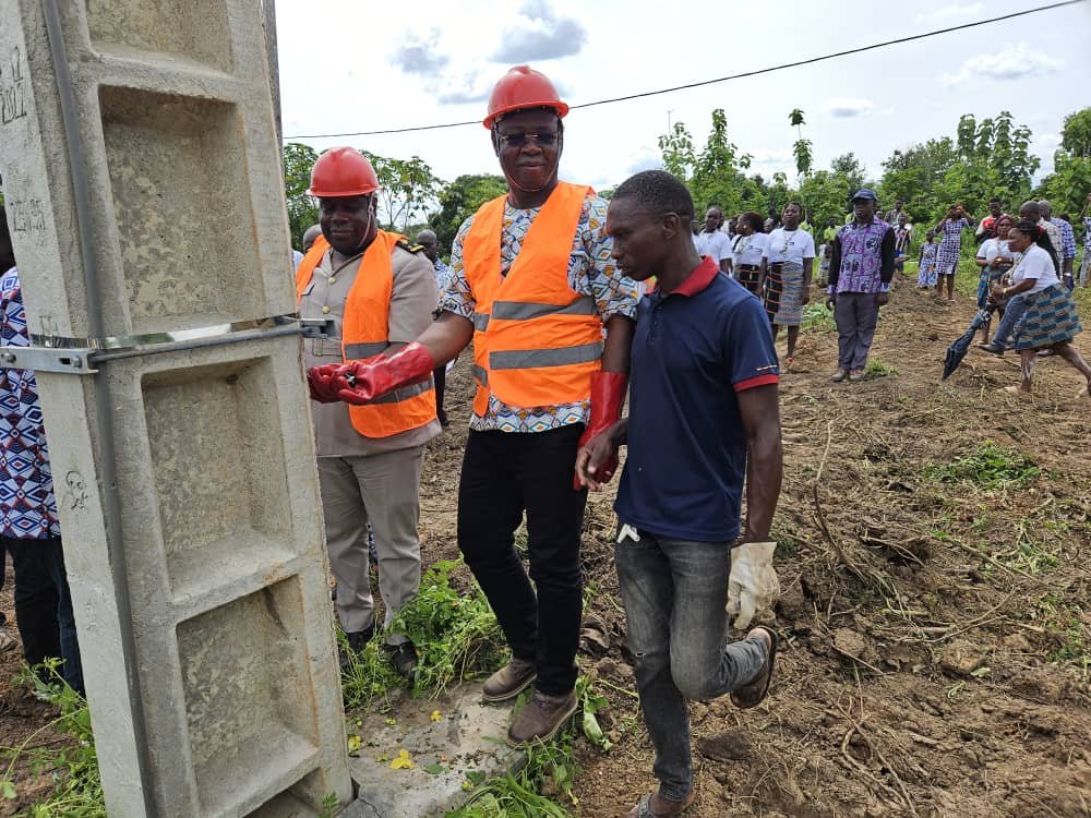 Prikro/Fête de la lumière à Ahouan Bonvouinsou: Bessin Antoine met le village sous tension