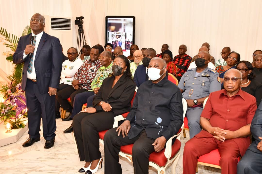 Obsèques de Bédié/Présentation des condoléances : Gbagbo et plusieurs acteurs politiques aux côtés de la famille