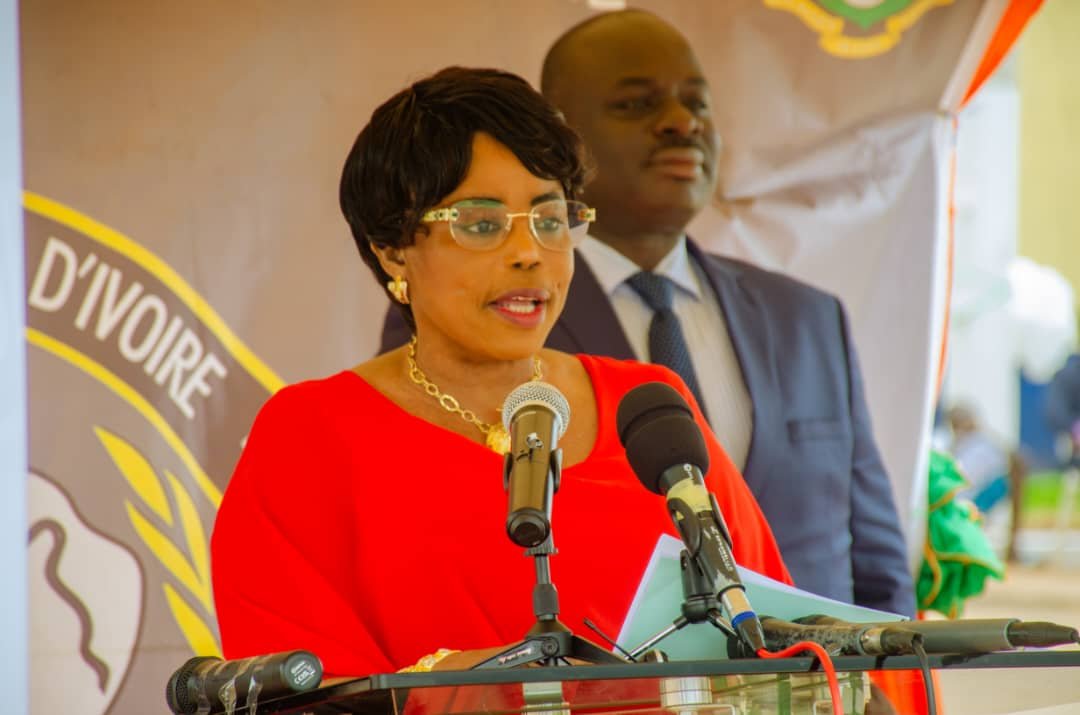 Inauguration du commissariat d’Arrah: Véronique AKA-BRA révèle le coût de construction et d’équipement de l’édifice