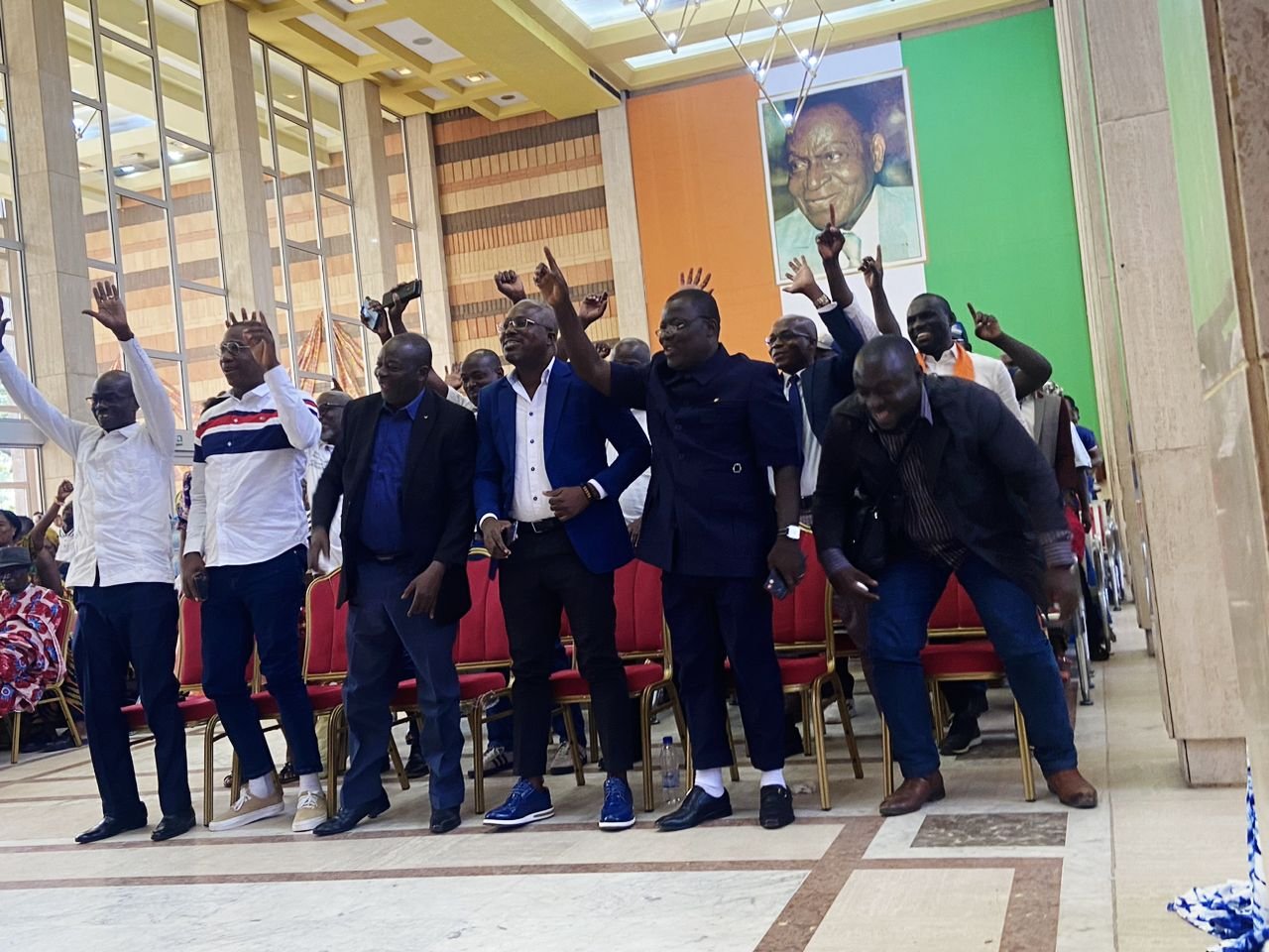 CIV/Présidentielle 2025 : Un mouvement de cadres et populations du V Baoulé et la diaspora Baoulé  prend un engagement pour Alassane Ouattara