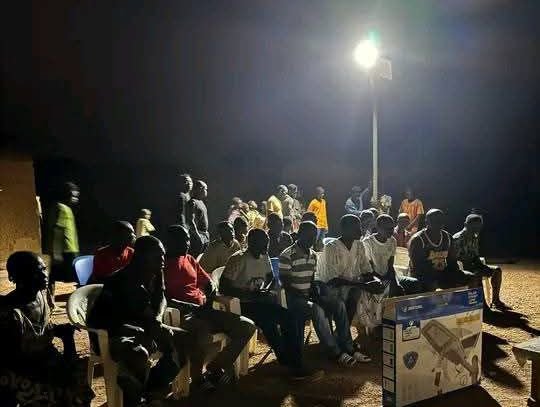 Daoukro (Iffou) : 3 villages reçoivent de l’éclairage public en signe de cadeau de Noël