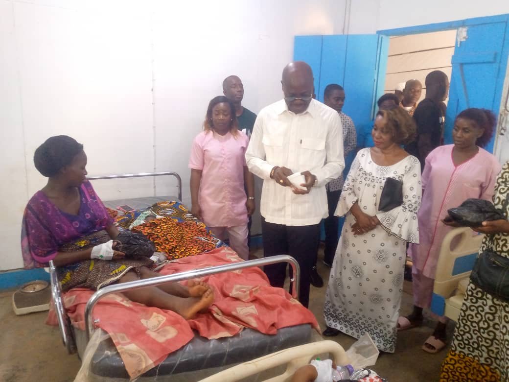 Daoukro (Iffou) / Nouvel an : Le couple Traoré Adam-Kolia prie et offre des repas aux nourrices et aux malades de l'hôpital général