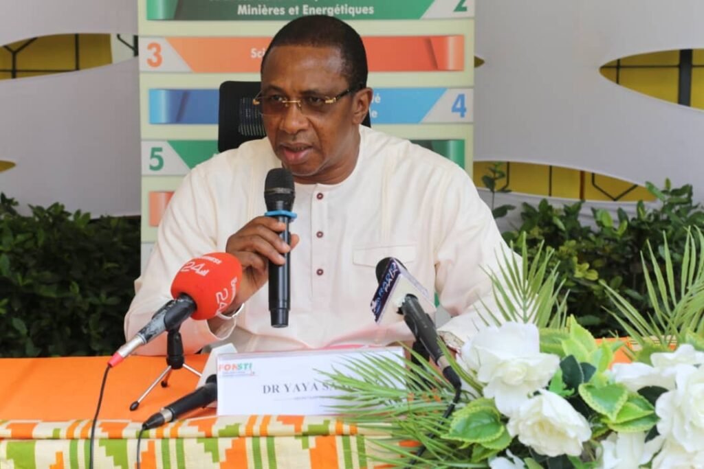 Côte d’Ivoire : Amélioration de la Santé de la mère et de l’adolescente, le FONSTI lance un appel à projets de 240 Millions de FCFA