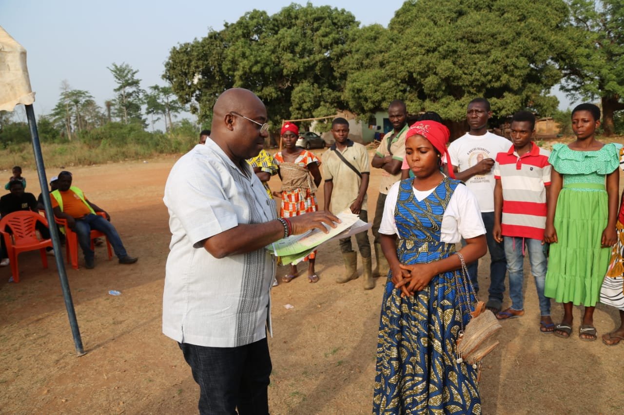 CIV/Daoukro-Développement local: Le député AKOTO Olivier prend note des préoccupations des populations de N'Gattakro